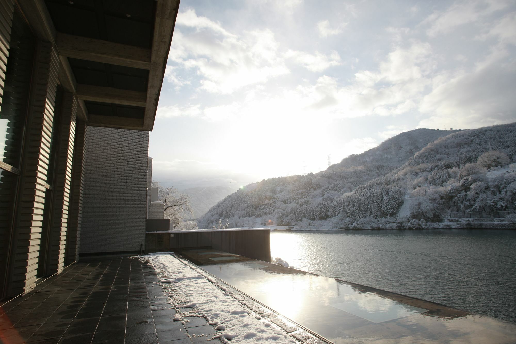 River Retreat Garaku Тояма Екстер'єр фото